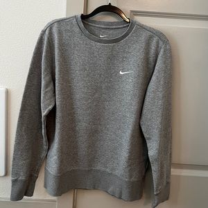 nike crewneck